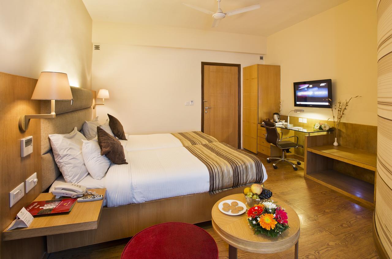 The Manor Bareilly By Leisure Hotels Buitenkant foto