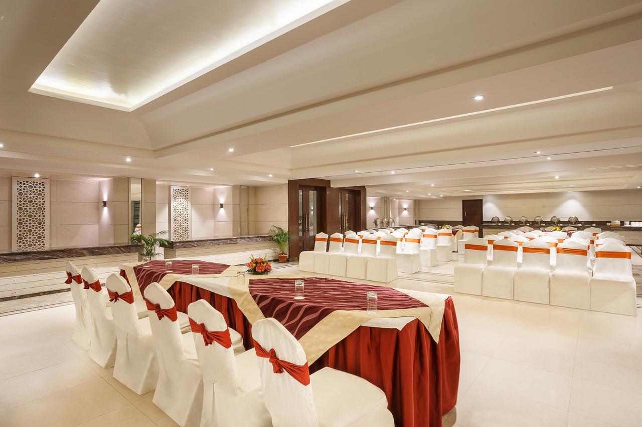 The Manor Bareilly By Leisure Hotels Buitenkant foto