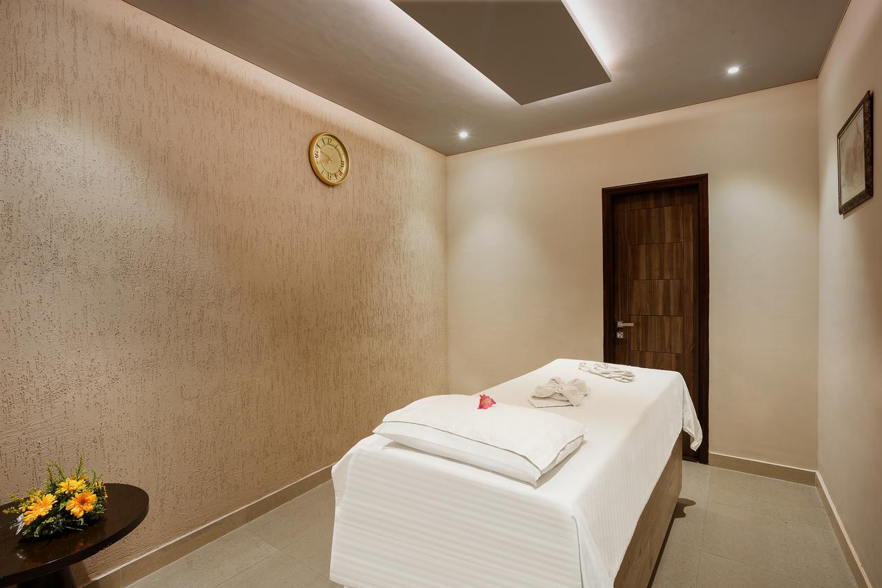 The Manor Bareilly By Leisure Hotels Buitenkant foto